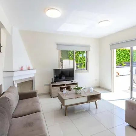 Villa Valley 2 Polis